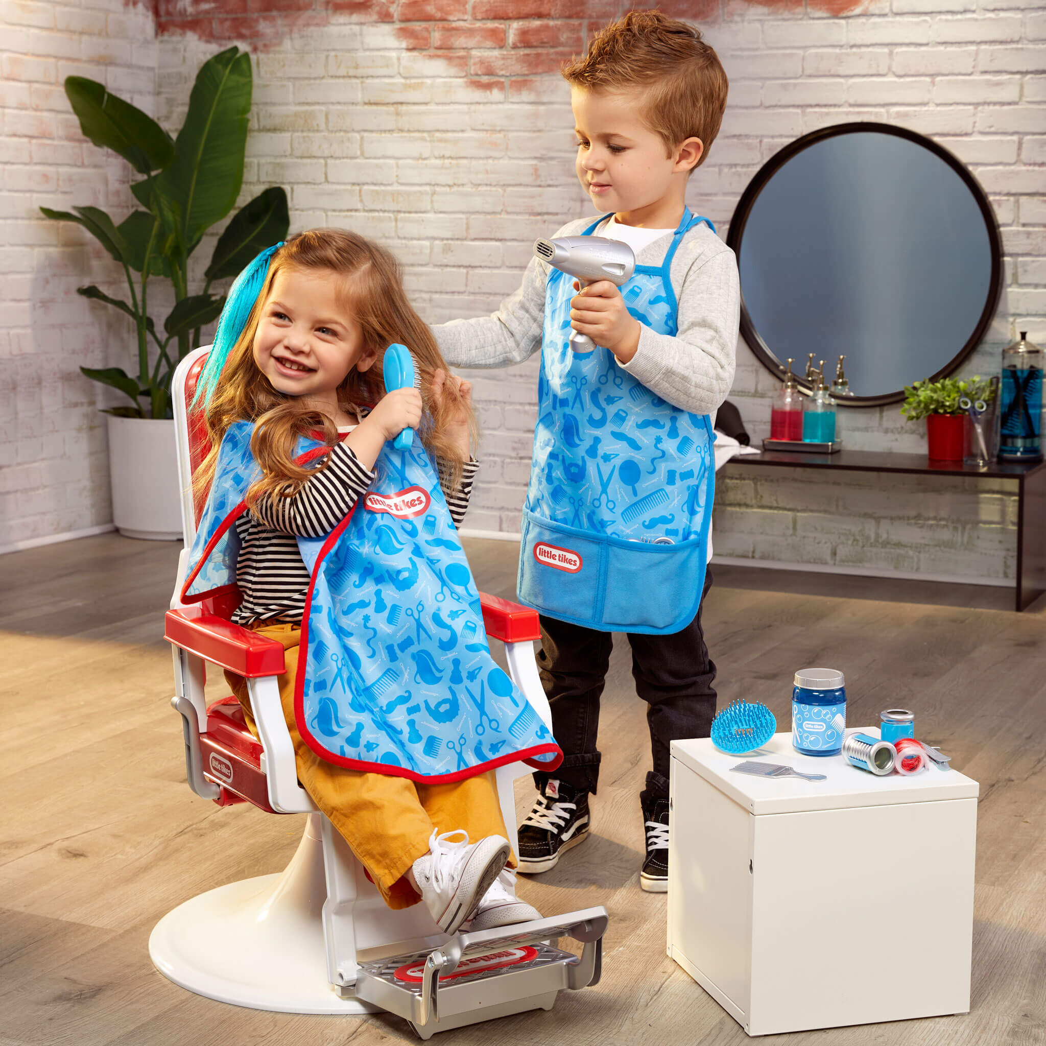 Hair Salon - Image 2